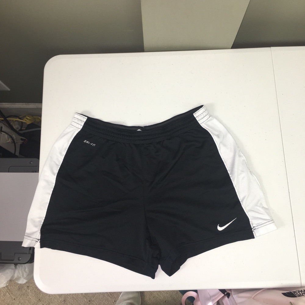 Size medium black Nike running shorts
